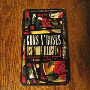 Guns & Roses Use Your Illusion 1 World Tour - 1992 in Tokyo VHS Tape